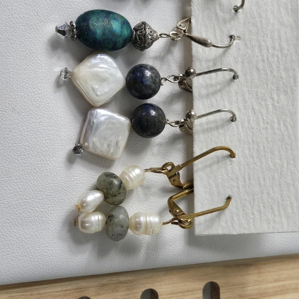 Vintage artisan handcrafted Dangl stones mothers of pearl turquoise earrings lot - Picture 12 of 12